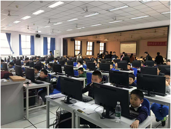 全國機器人等級考試開啟，瓦力工廠小學員沉著應戰，計算機技術開發再掀新篇章